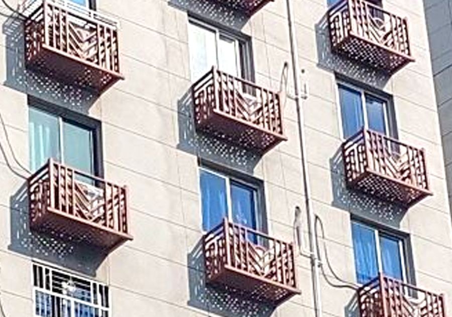 Трехпанельный алюминиевый защитный кожух для наружного блока переменного тока