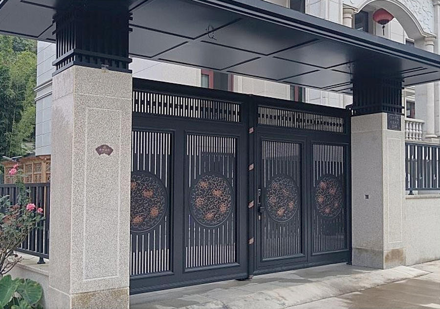 Декоративные алюминиевые ворота для жилых помещений