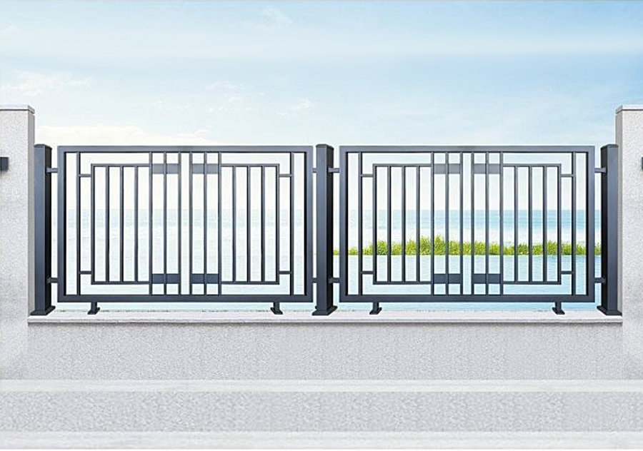 Алюминиевый забор с геометрическим узором для современной виллы