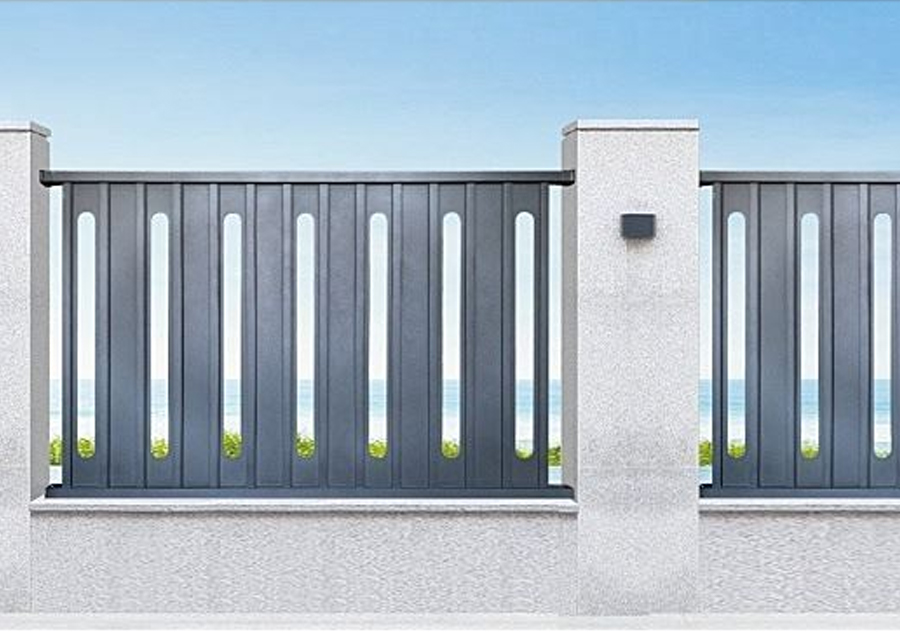 Современный вертикальный панельный алюминиевый забор