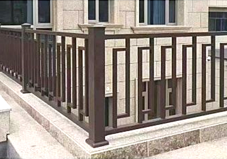 Современный минималистичный геометрический ажурный забор